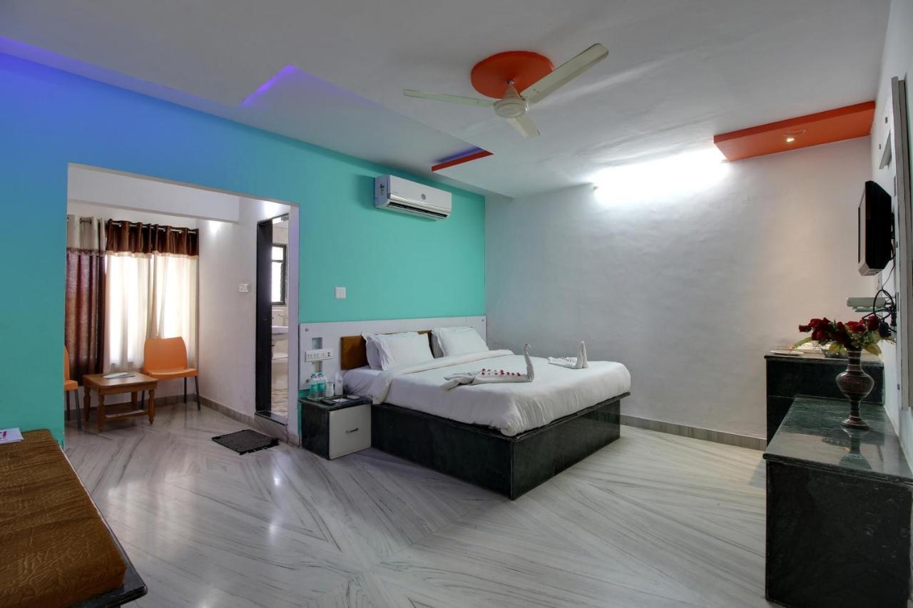 Times Raj Mahal Hotel Nathdwara Exterior photo